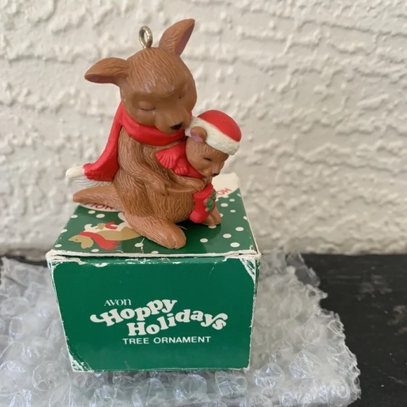 Avon christmas ornament kangaroo